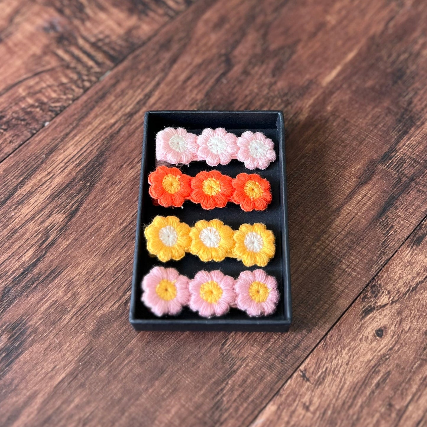 Triple Daisy Hair Clip